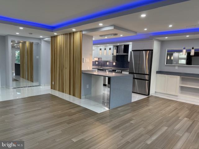 WATERGATE AT LANDMARK - Residential Lease