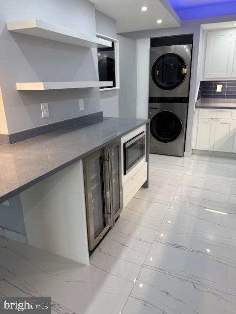 WATERGATE AT LANDMARK - Residential Lease