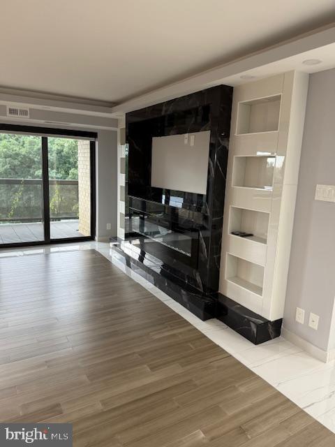 WATERGATE AT LANDMARK - Residential Lease