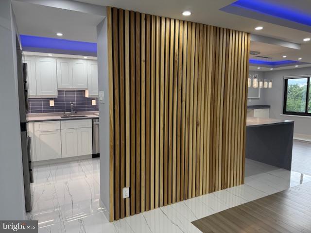 WATERGATE AT LANDMARK - Residential Lease