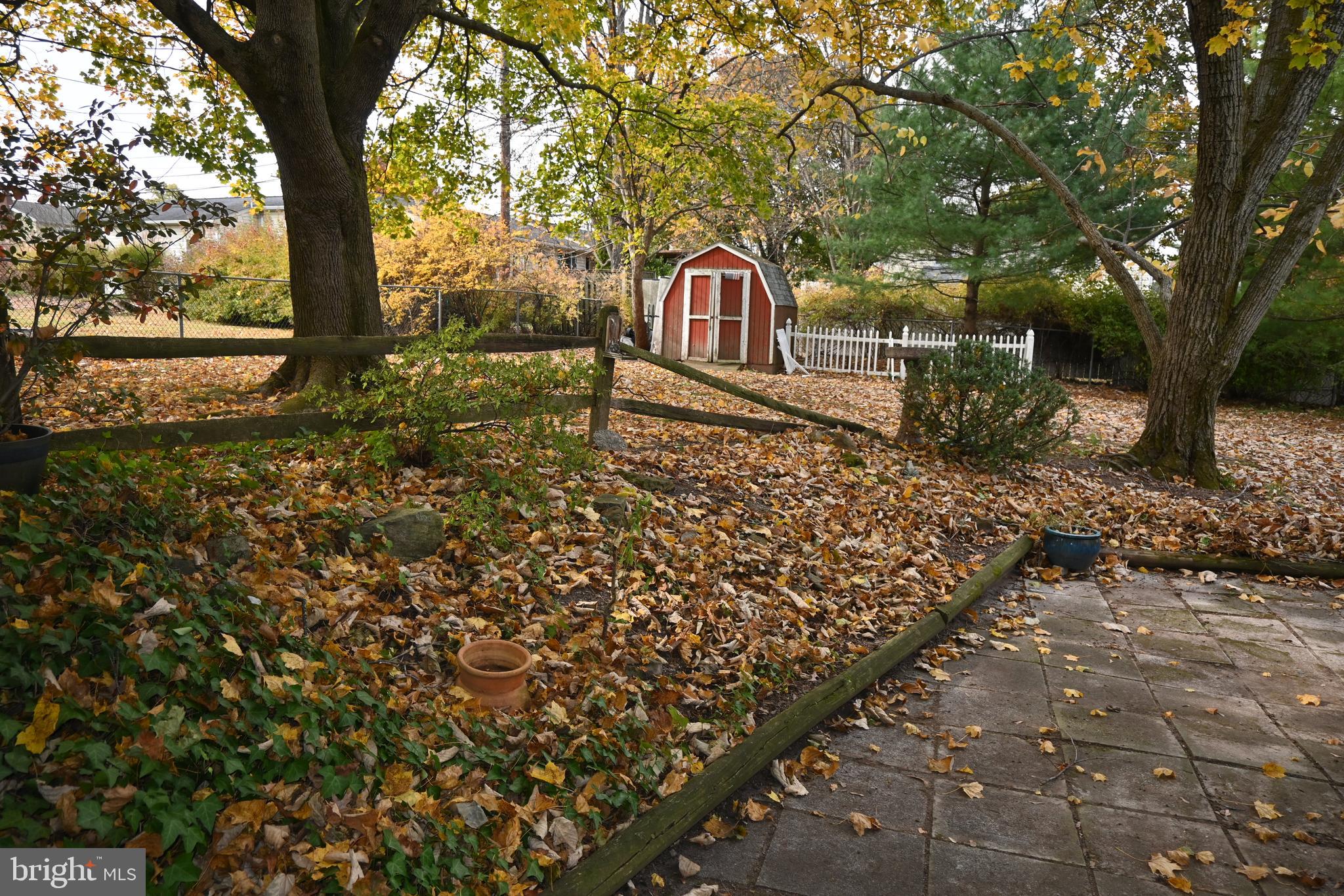 WILLOWBROOK - Residential