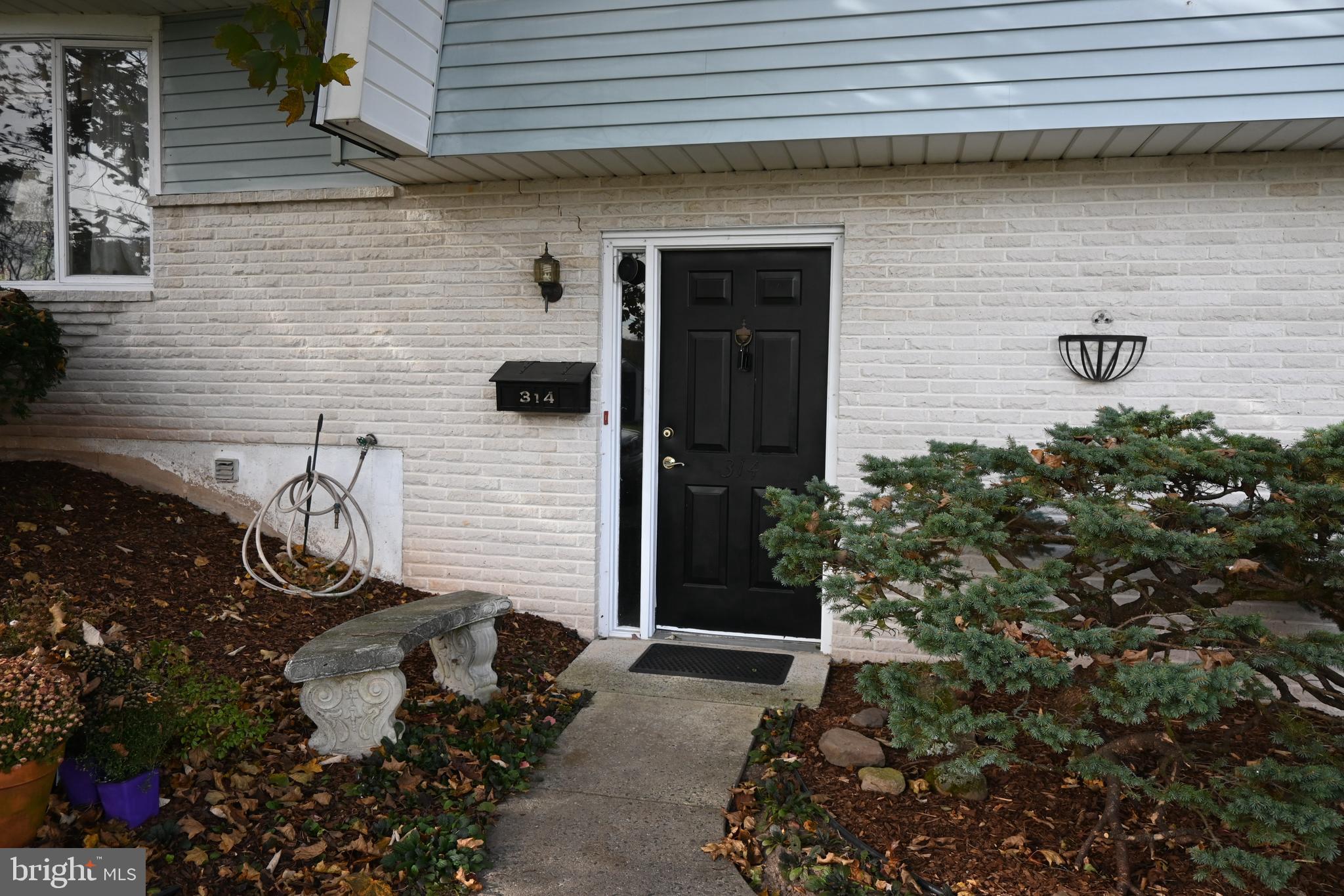 WILLOWBROOK - Residential