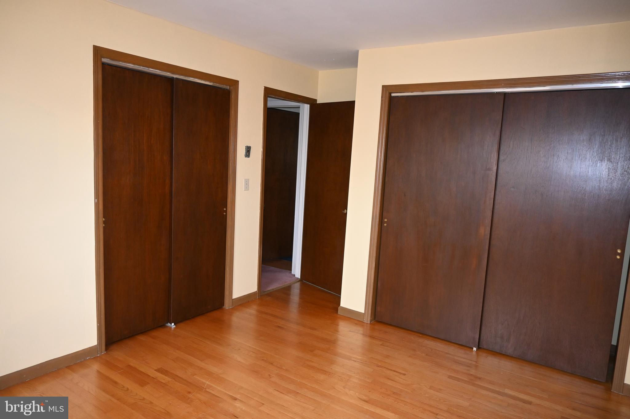 WILLOWBROOK - Residential