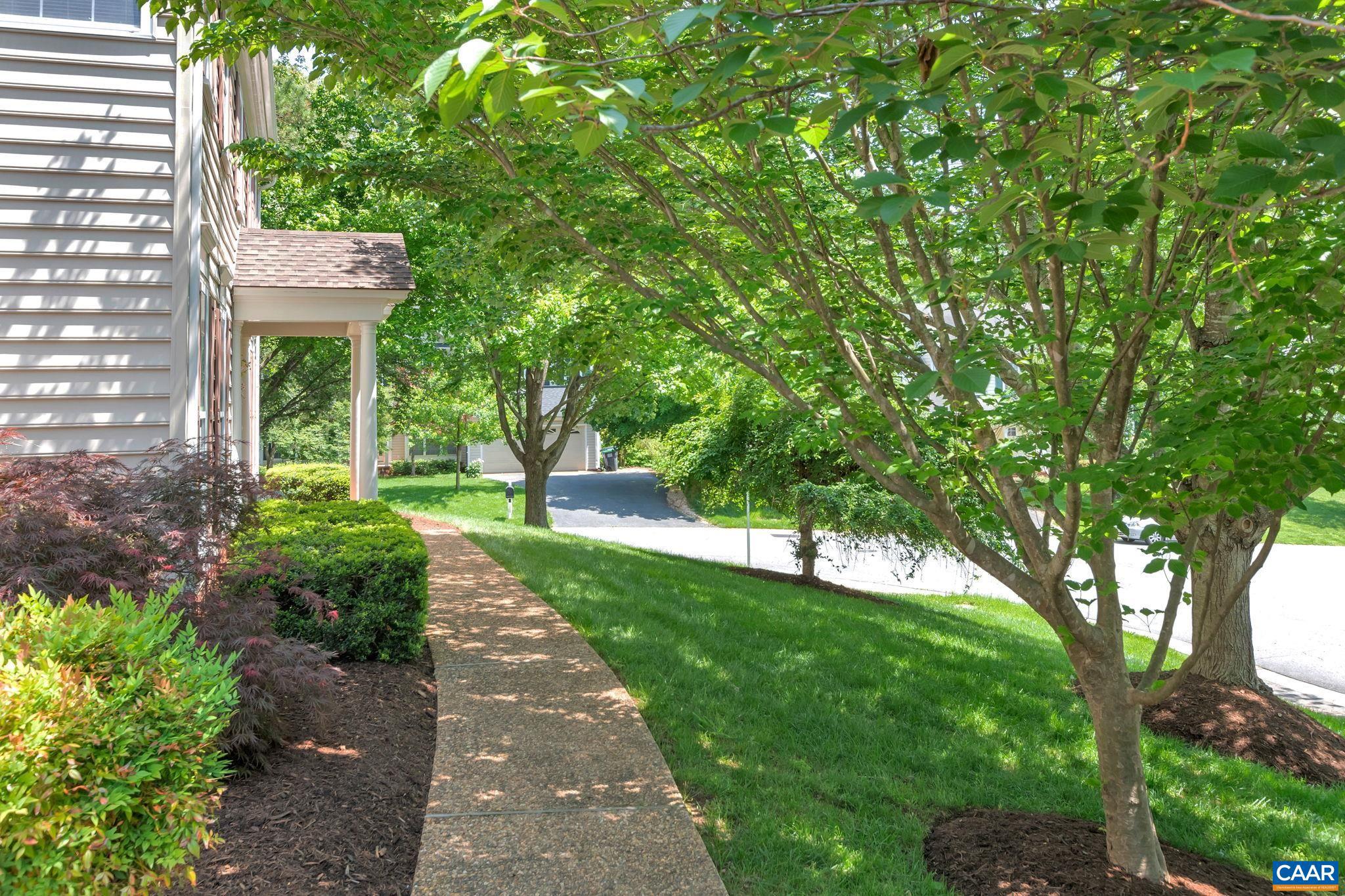 FOREST LAKES SOUTH - Residential