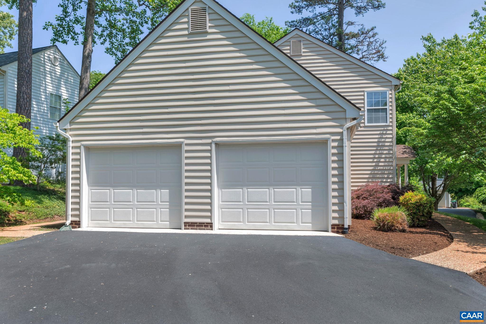 FOREST LAKES SOUTH - Residential