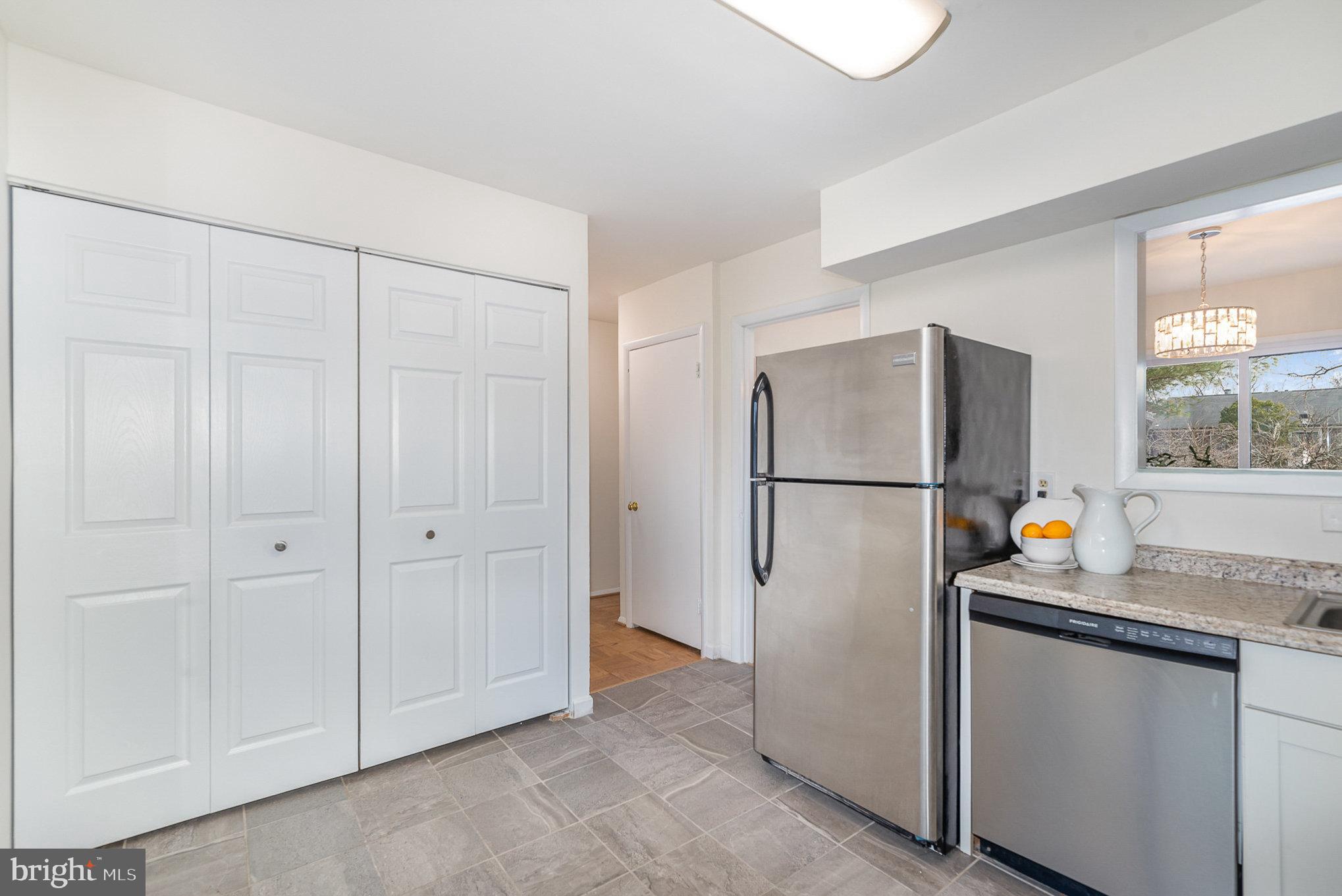 MOUNT WASHINGTON - Residential