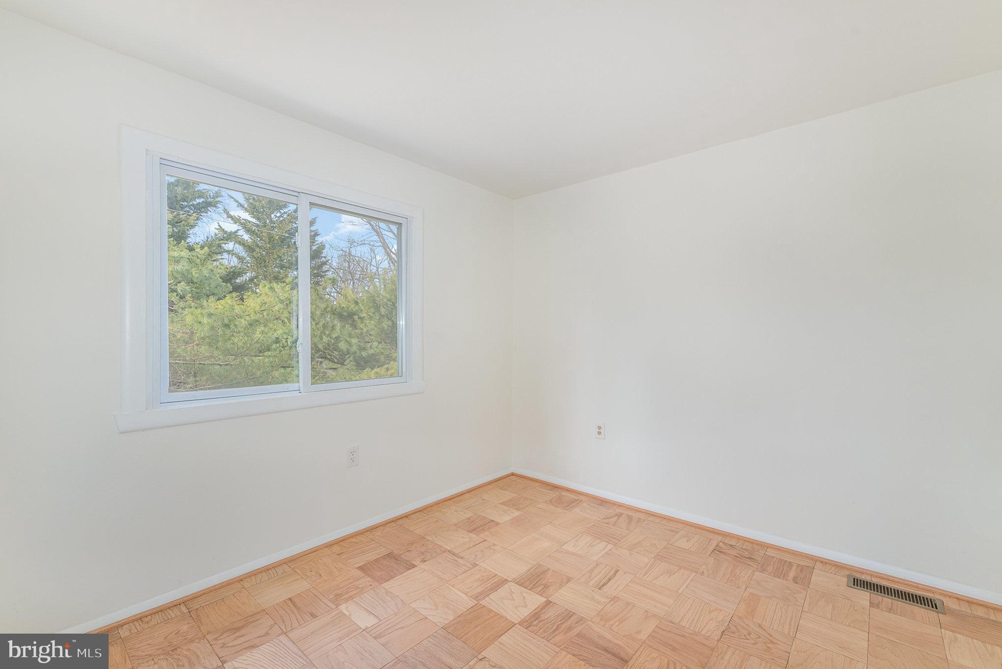 MOUNT WASHINGTON - Residential