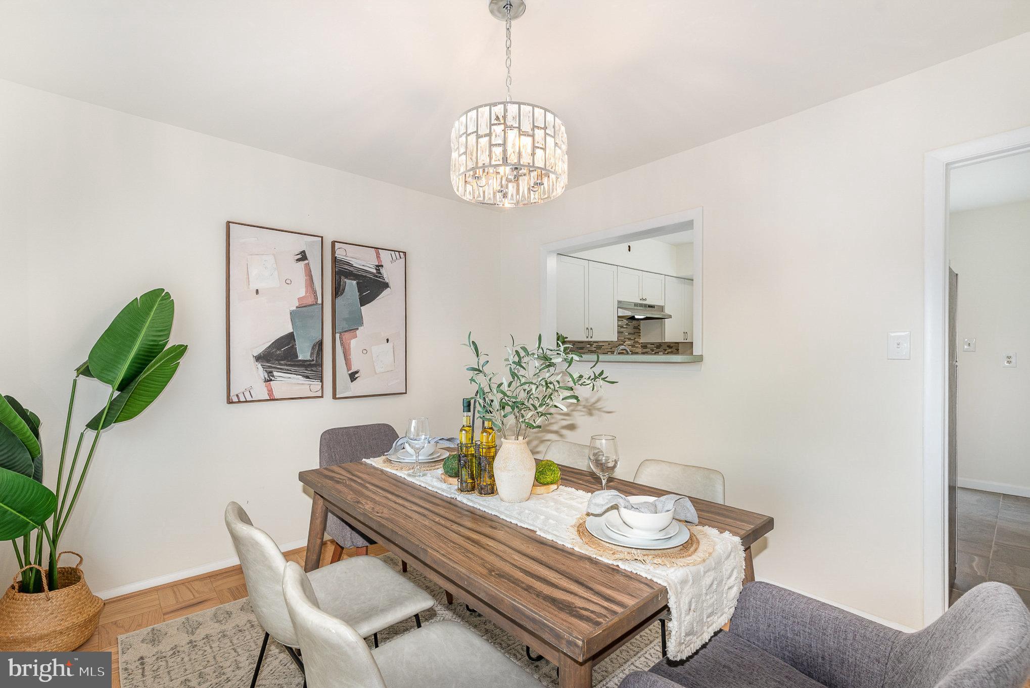 MOUNT WASHINGTON - Residential