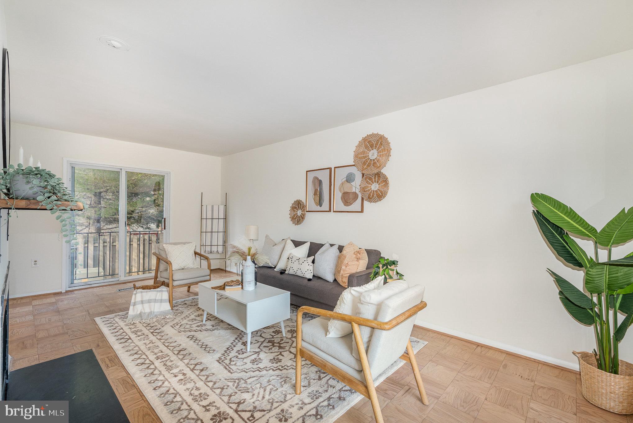 MOUNT WASHINGTON - Residential