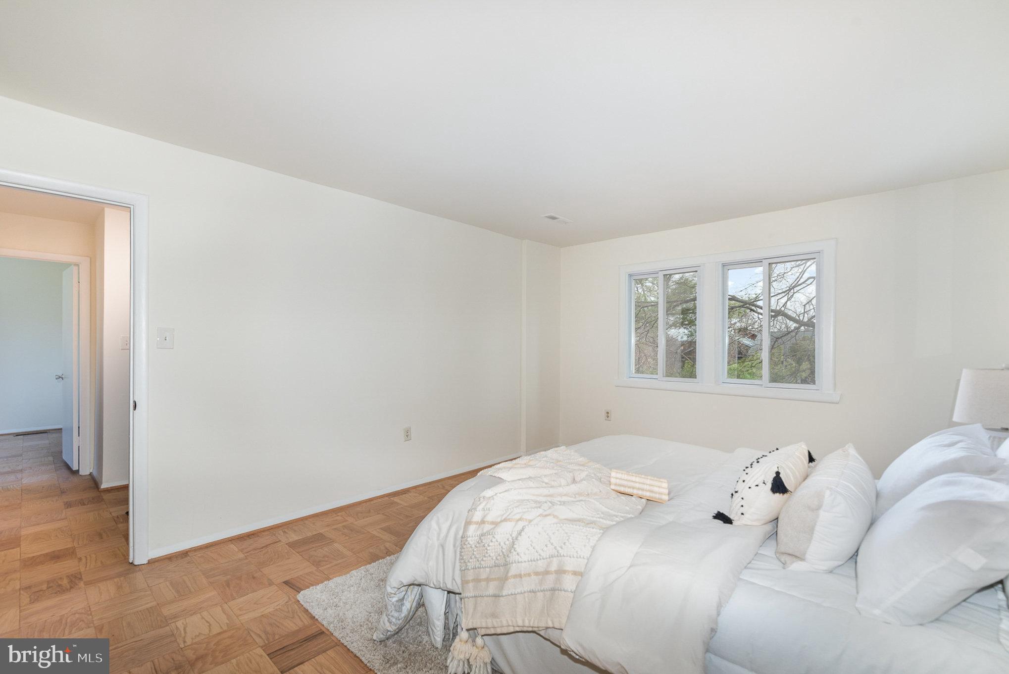 MOUNT WASHINGTON - Residential