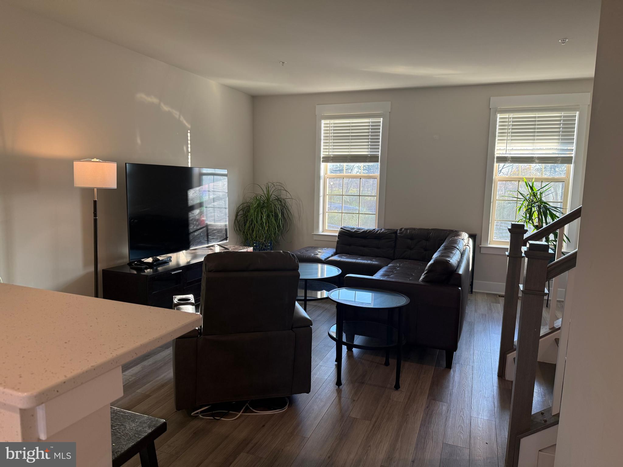 MACALLAN CROSSING - Residential Lease