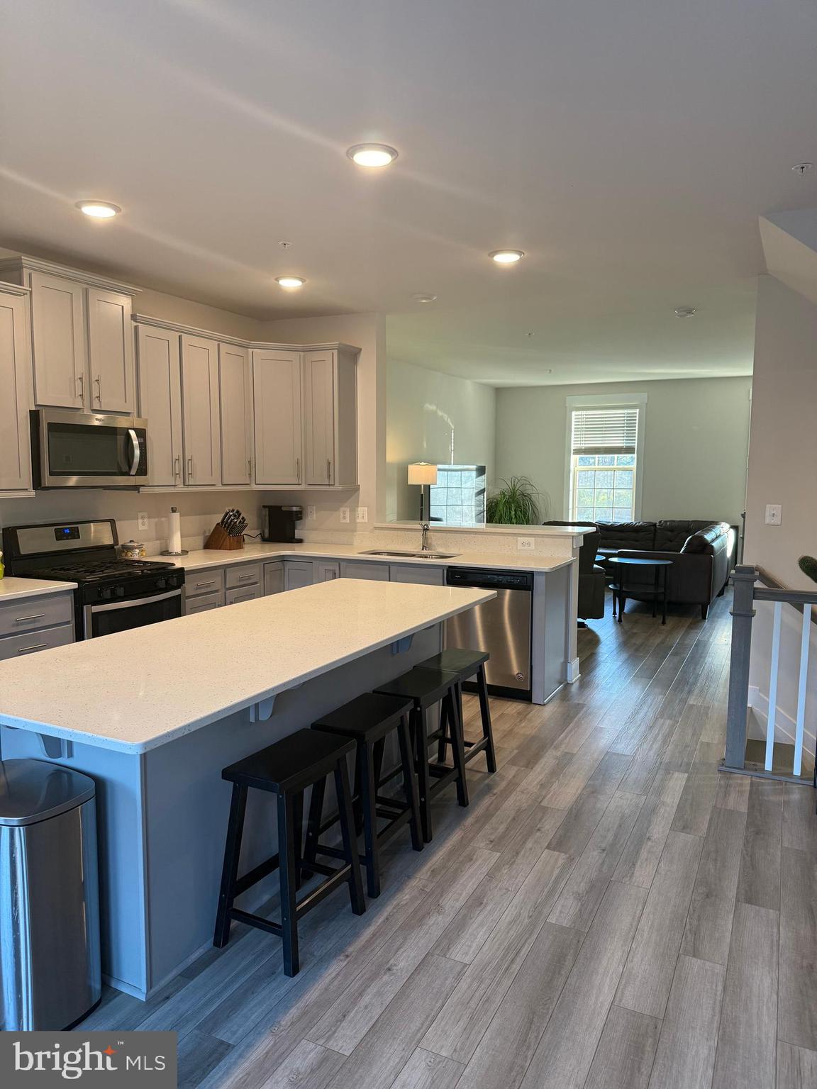 MACALLAN CROSSING - Residential Lease