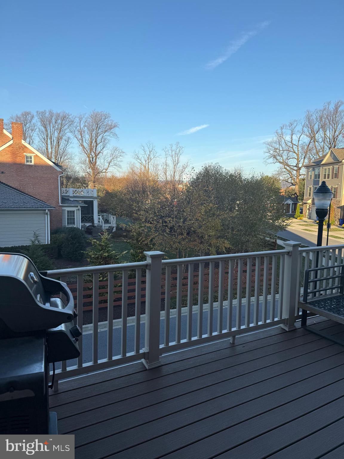 MACALLAN CROSSING - Residential Lease