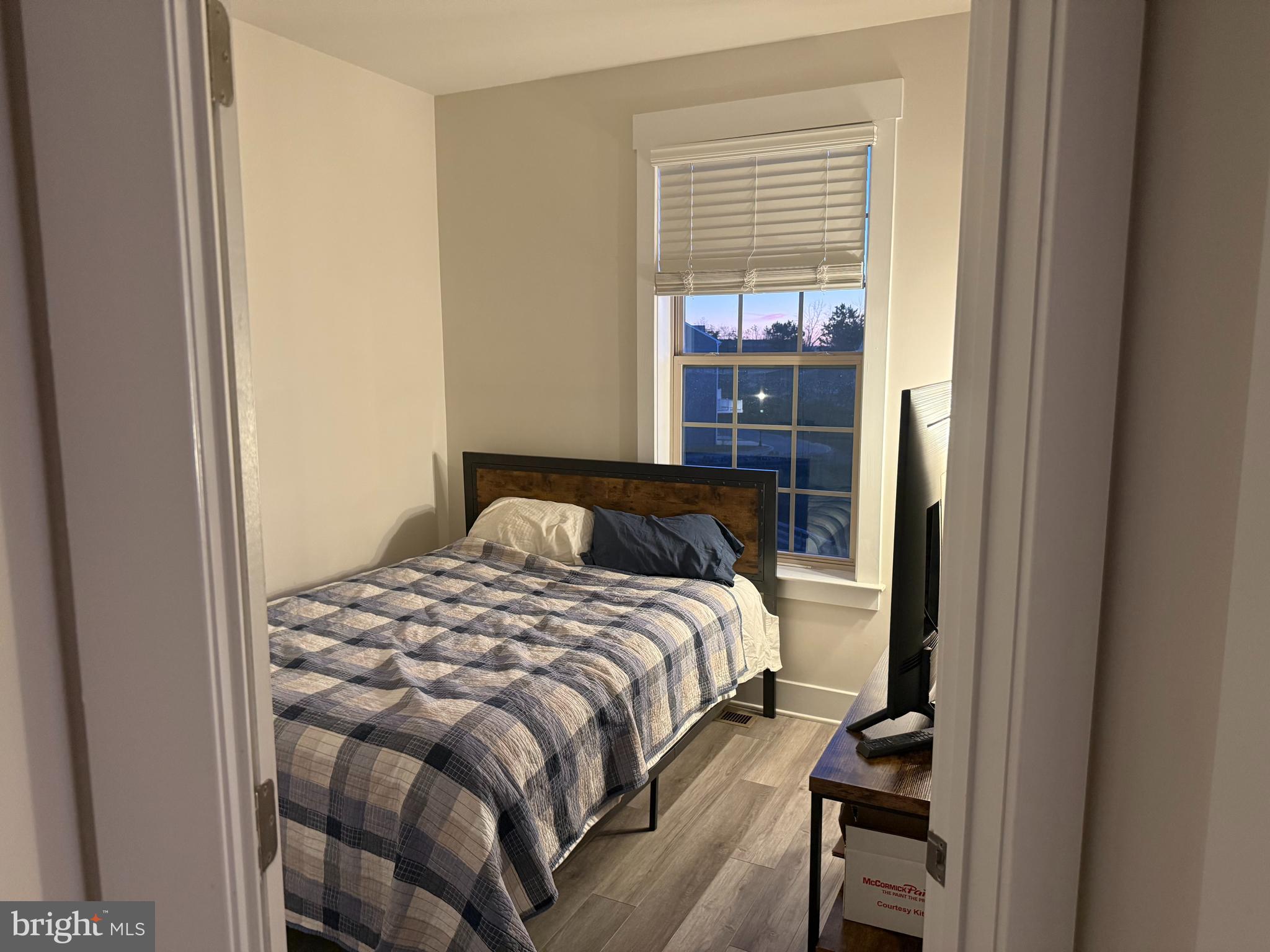 MACALLAN CROSSING - Residential Lease