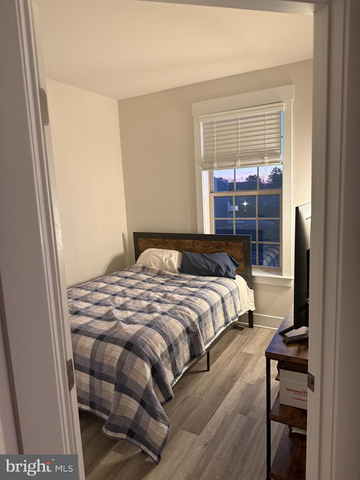 MACALLAN CROSSING - Residential Lease