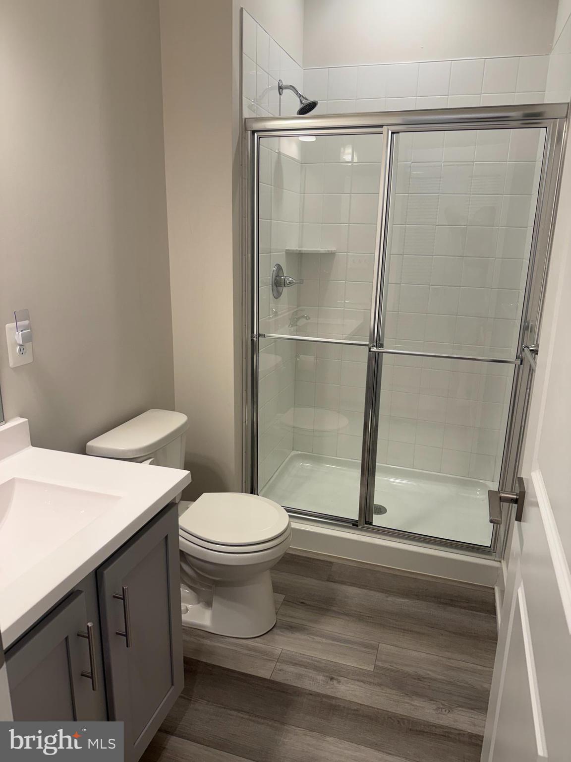 MACALLAN CROSSING - Residential Lease