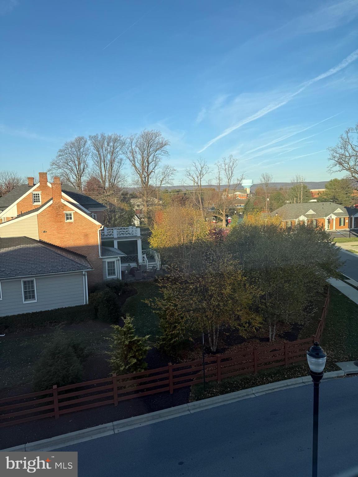 MACALLAN CROSSING - Residential Lease