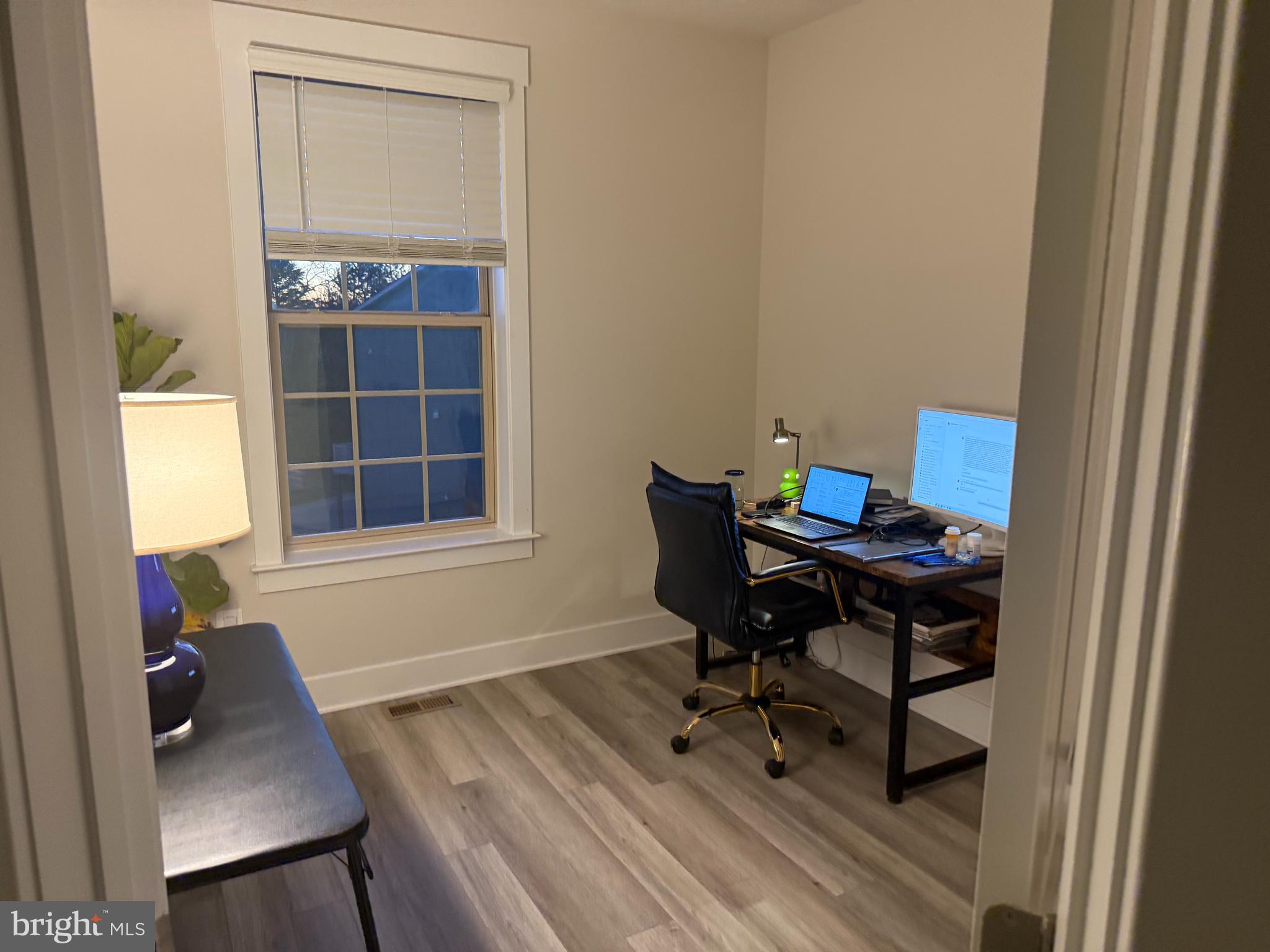 MACALLAN CROSSING - Residential Lease