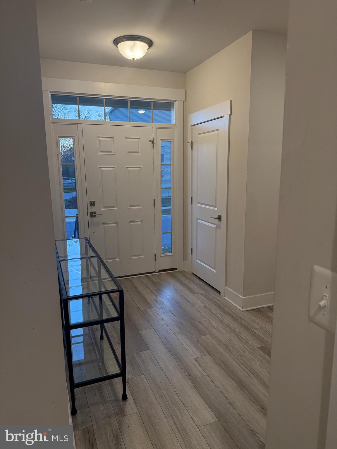 MACALLAN CROSSING - Residential Lease