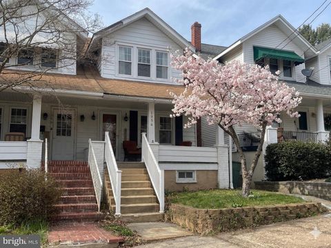 1956 3RD AVENUE POTTSVILLE PA 17901