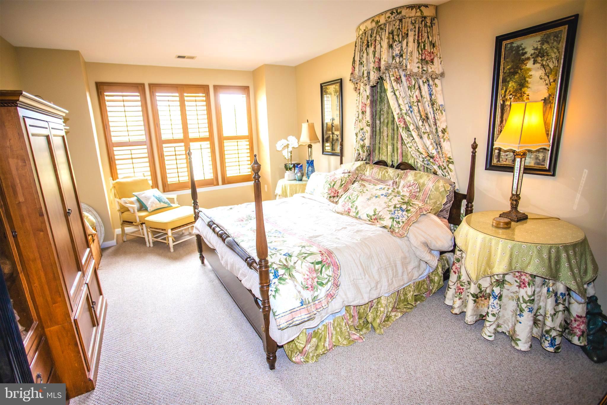 BELMONT BAY - Residential