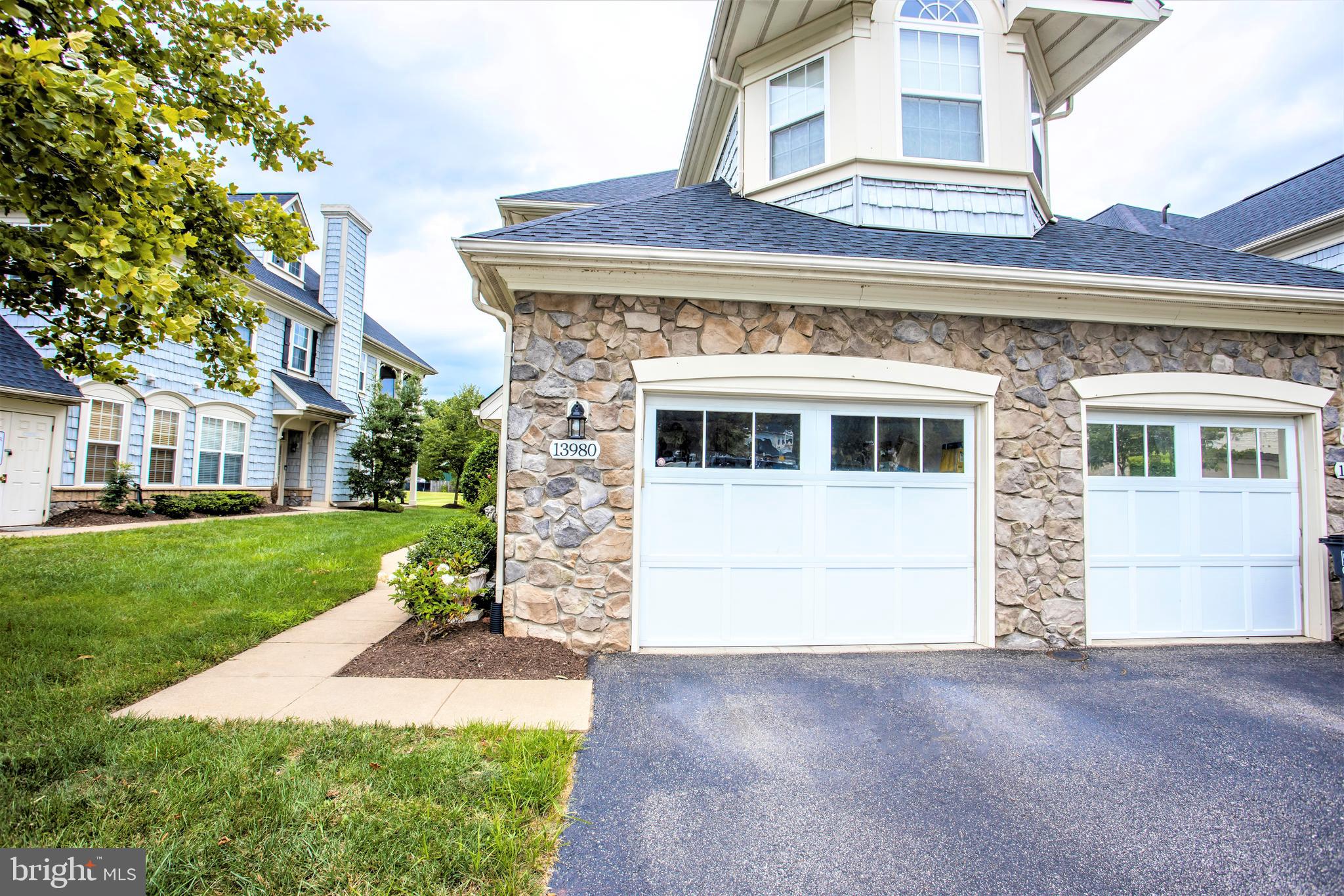 BELMONT BAY - Residential