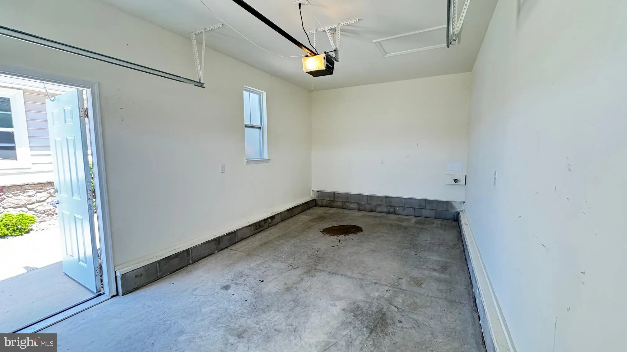 Milford, Delaware 19963, United States, 2 Bedrooms Bedrooms, ,2 BathroomsBathrooms,Residential,Active,229681