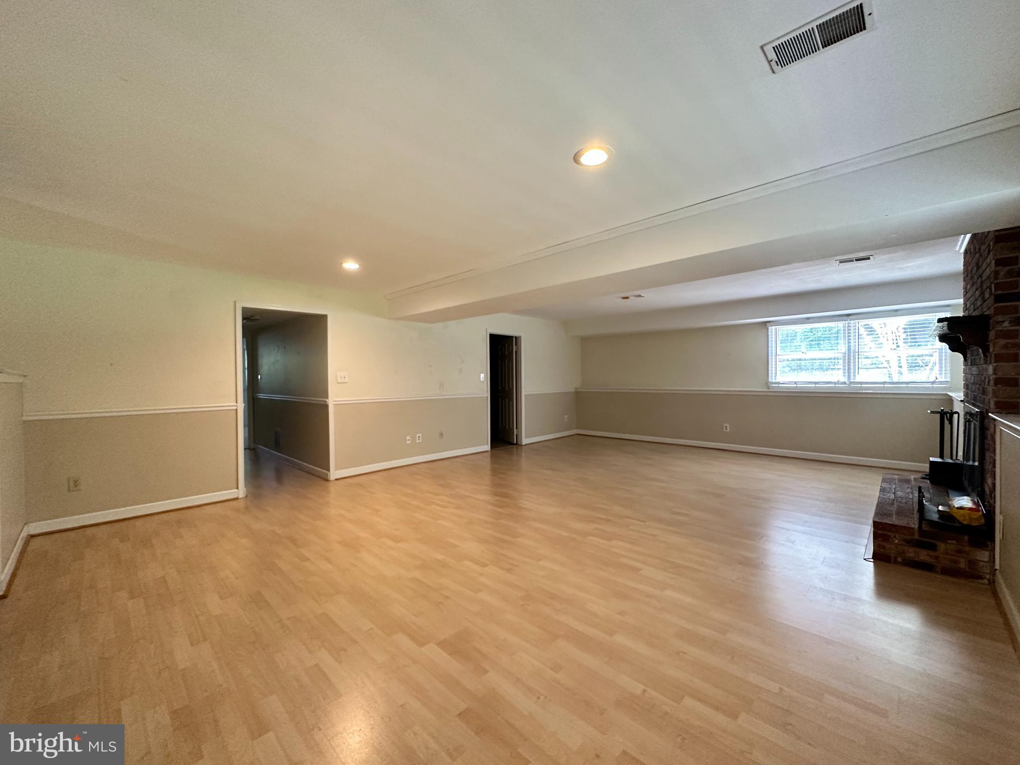 LONGWOOD KNOLLS - Residential