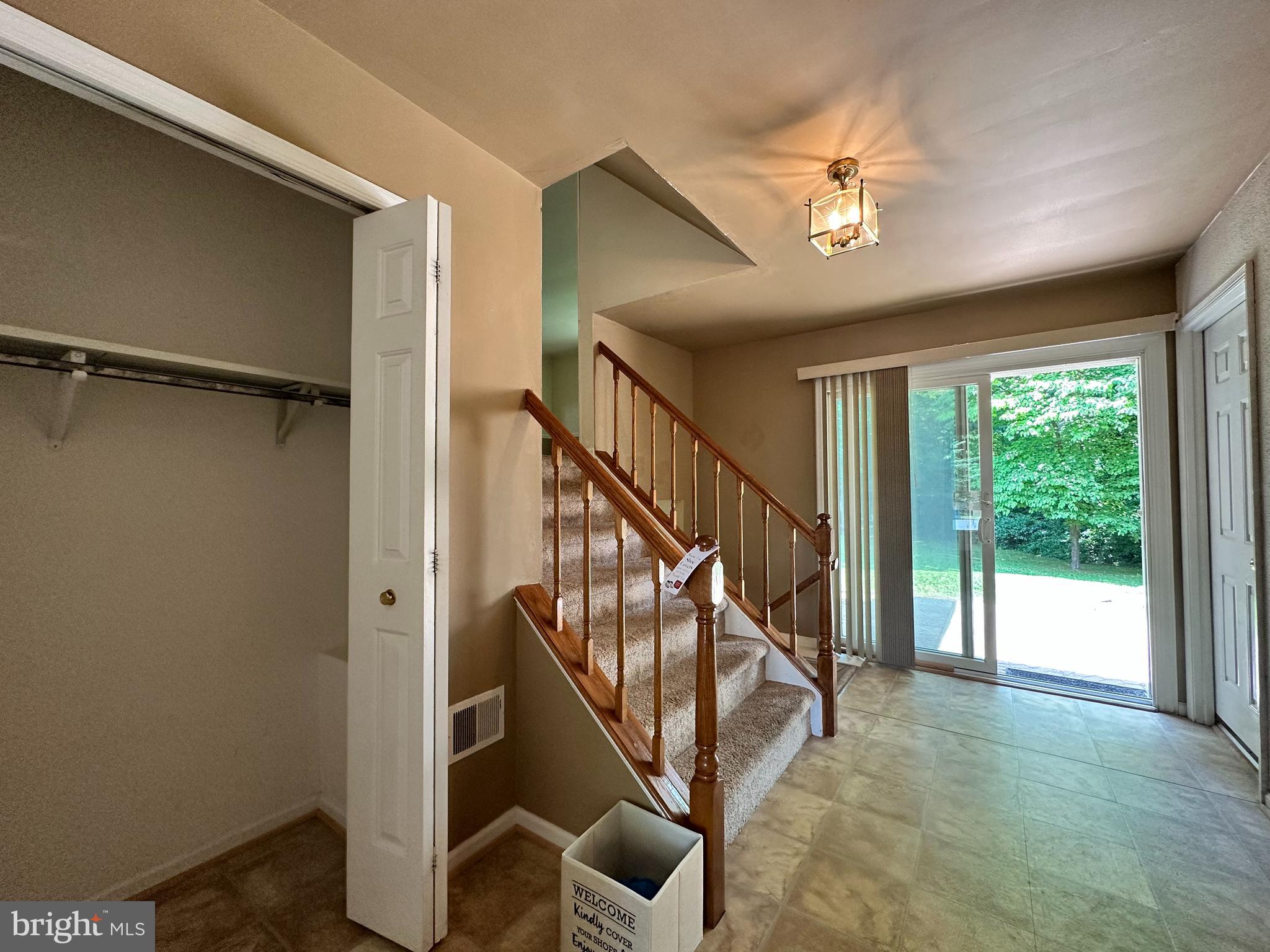 LONGWOOD KNOLLS - Residential