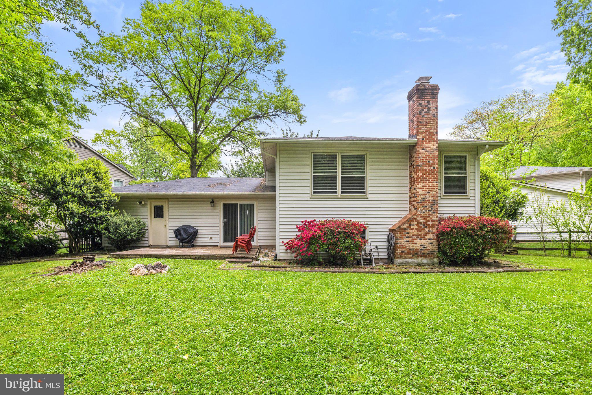 LONGWOOD KNOLLS - Residential