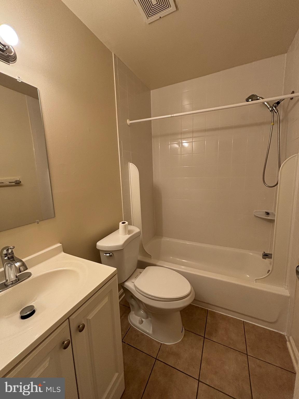 TERRACE TOWNHOUSES OF ANNANDALE - Residential Lease