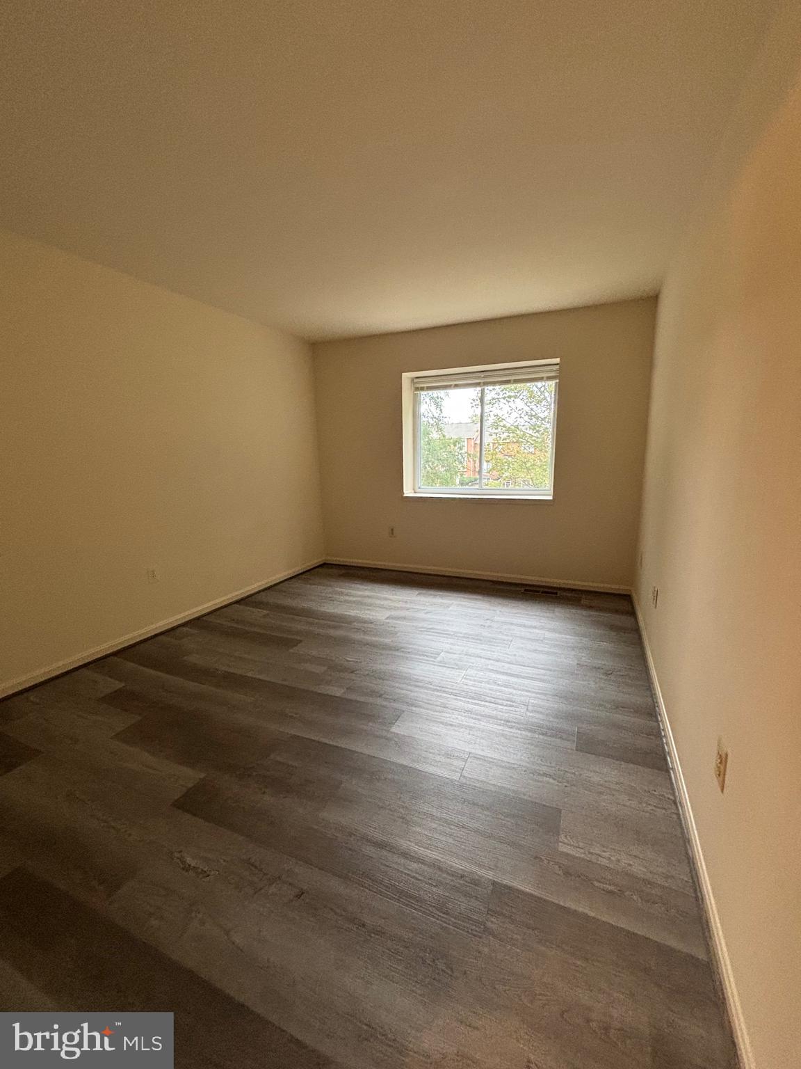 TERRACE TOWNHOUSES OF ANNANDALE - Residential Lease