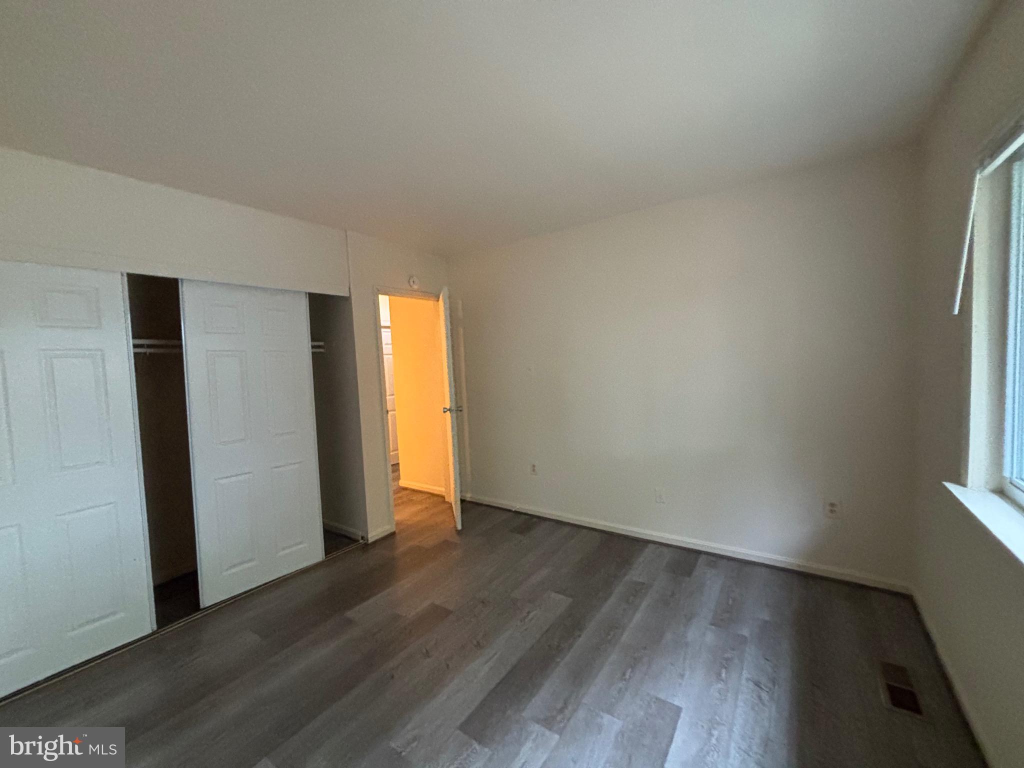 TERRACE TOWNHOUSES OF ANNANDALE - Residential Lease