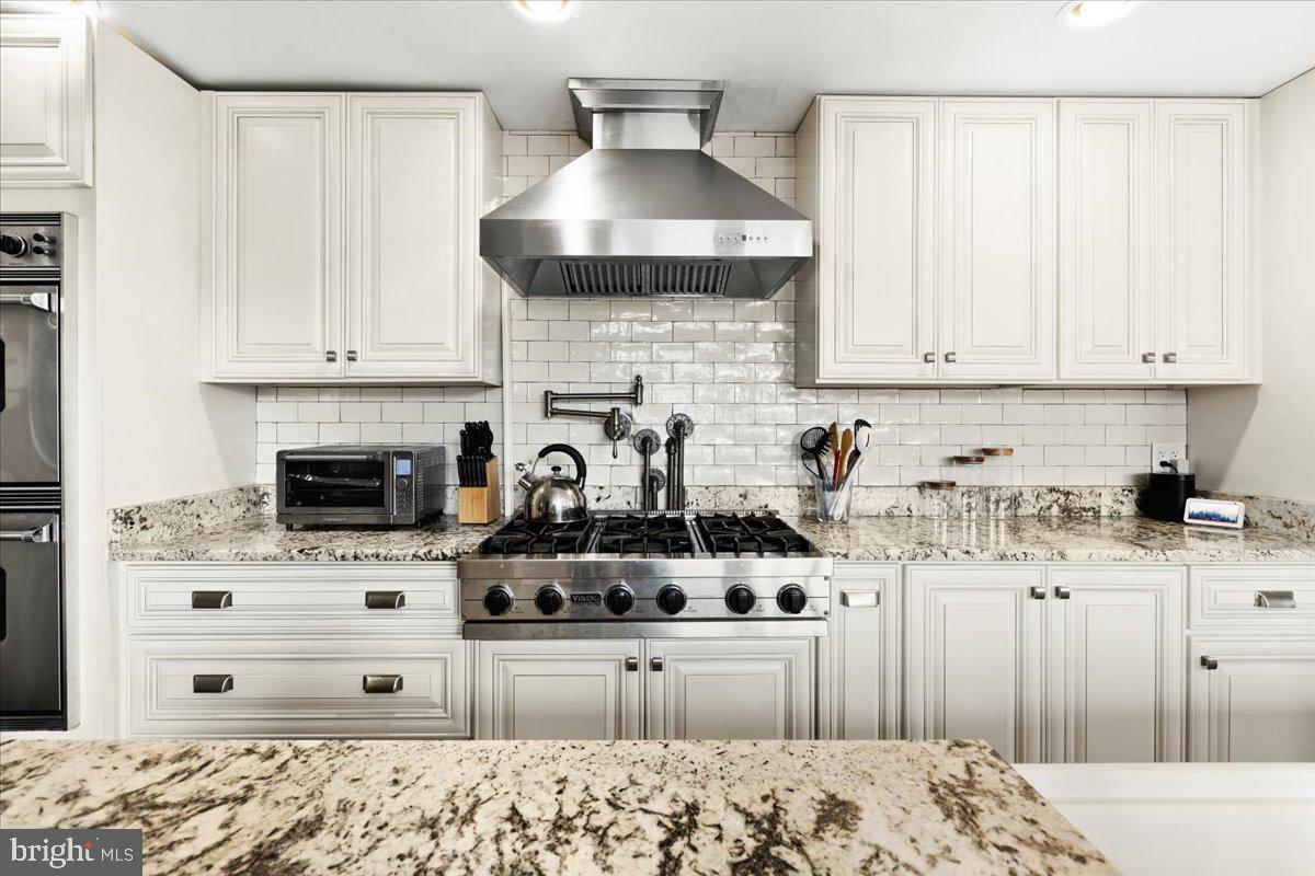 CARROLLTON MANOR - Residential