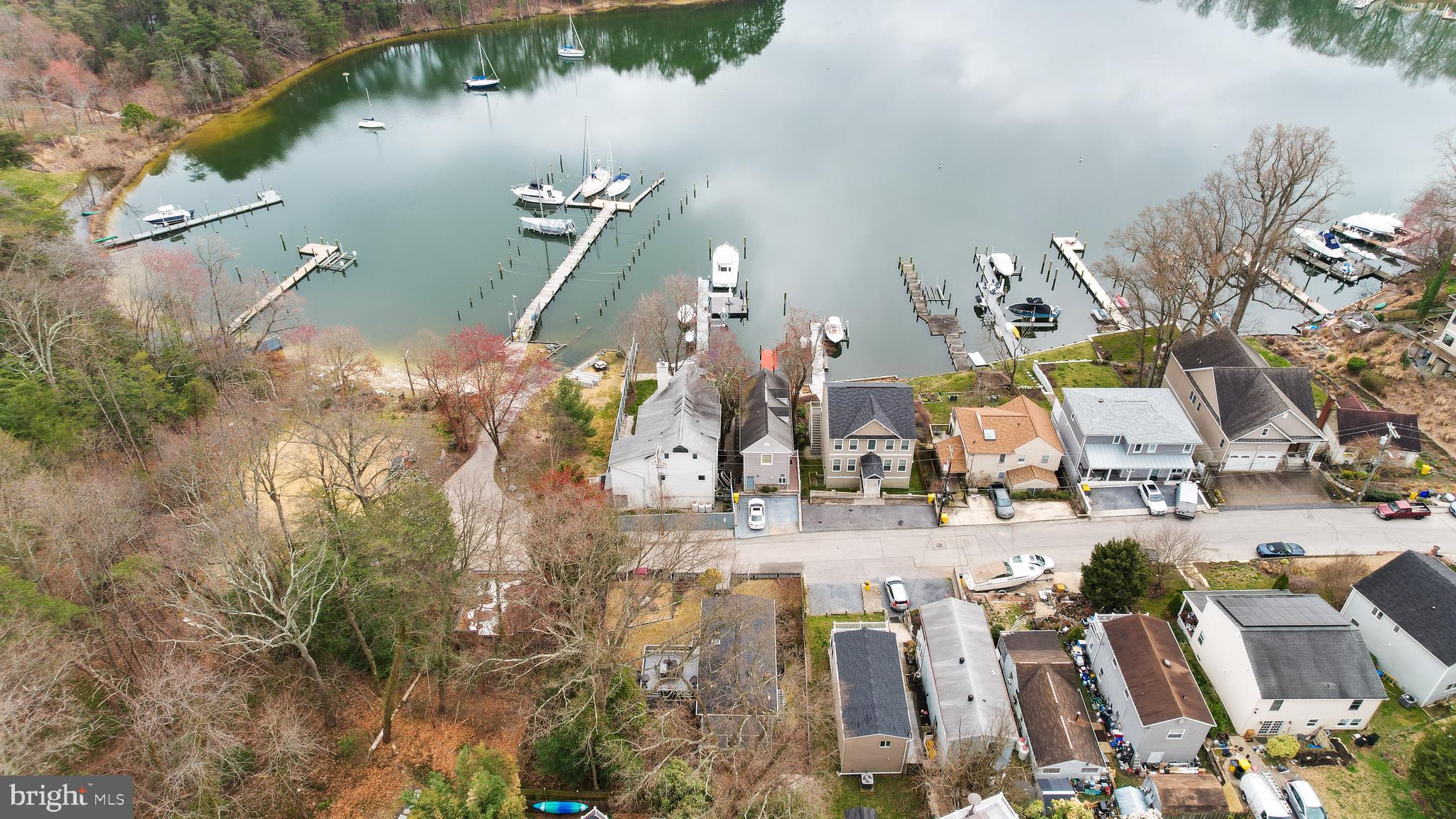 CARROLLTON MANOR - Residential