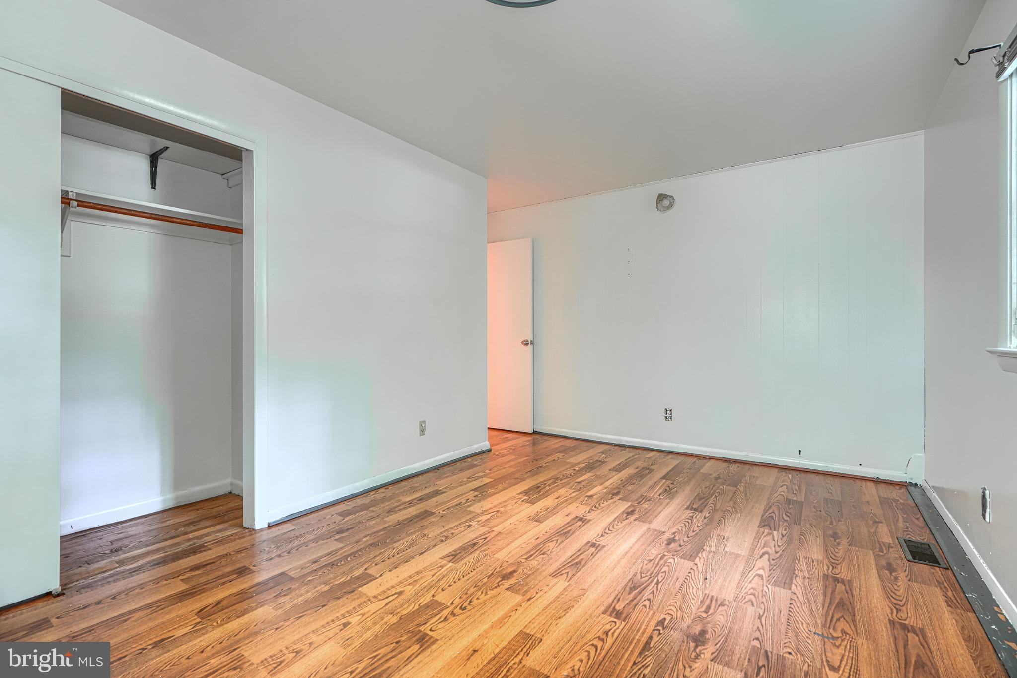 HUNTING LODGE - Residential