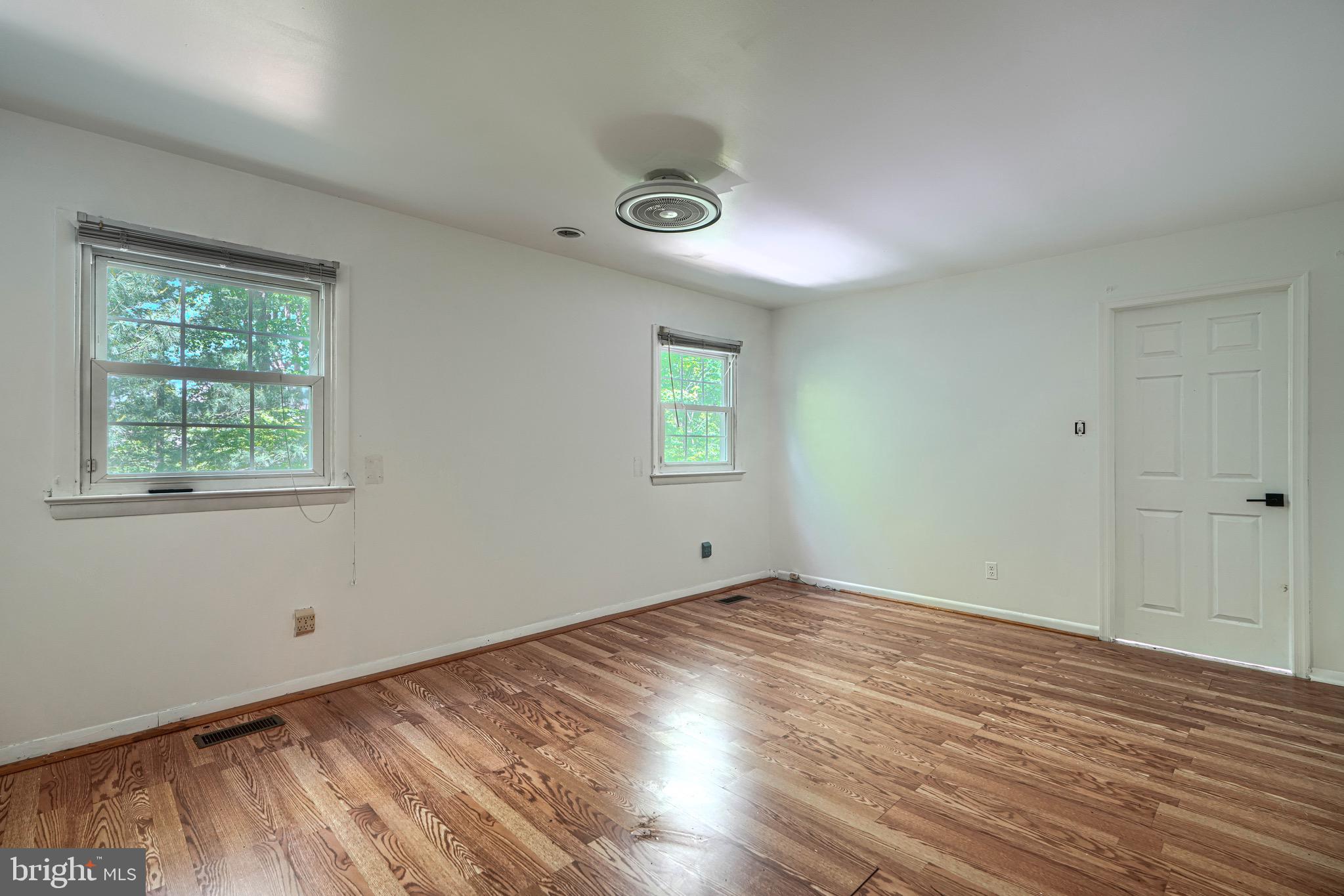 HUNTING LODGE - Residential