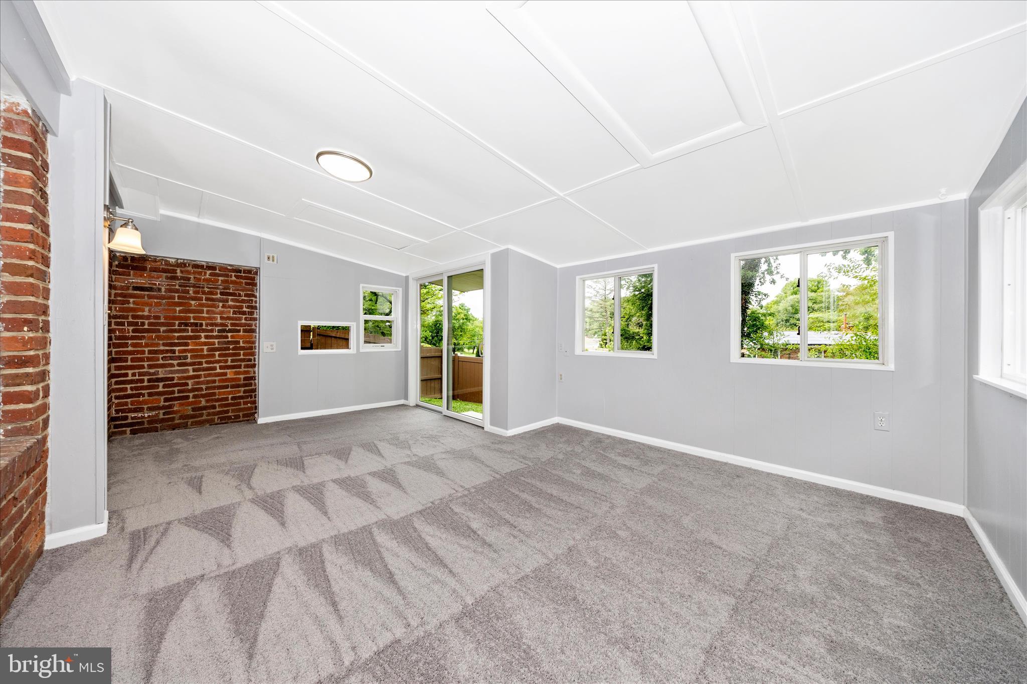 MEADOWBROOK ESTATES - Residential