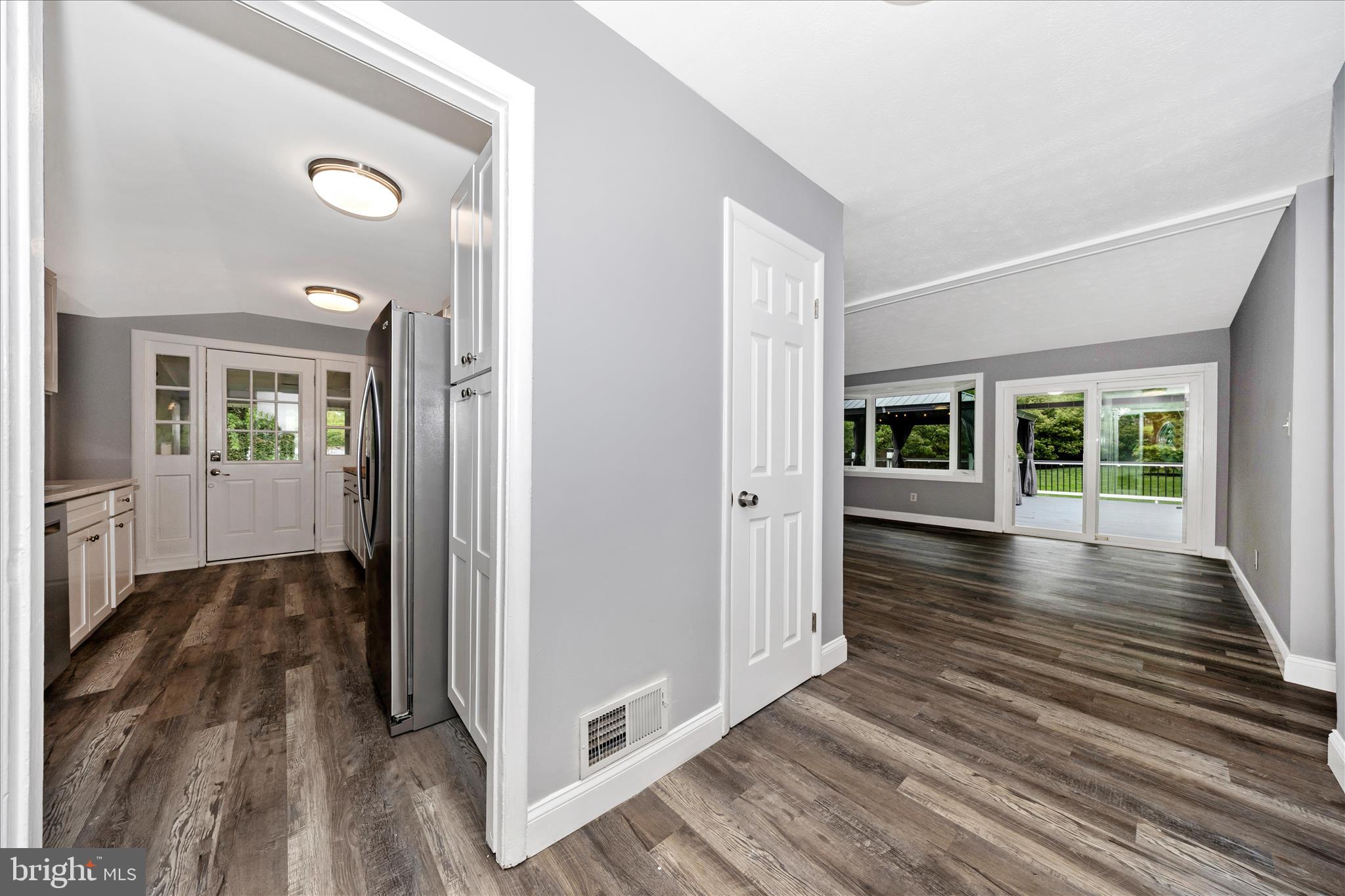 MEADOWBROOK ESTATES - Residential