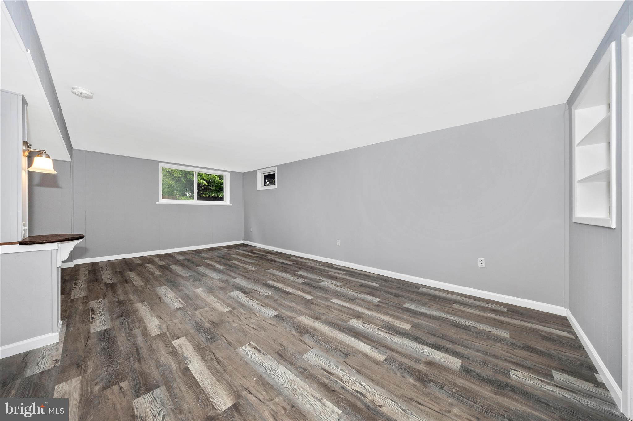 MEADOWBROOK ESTATES - Residential