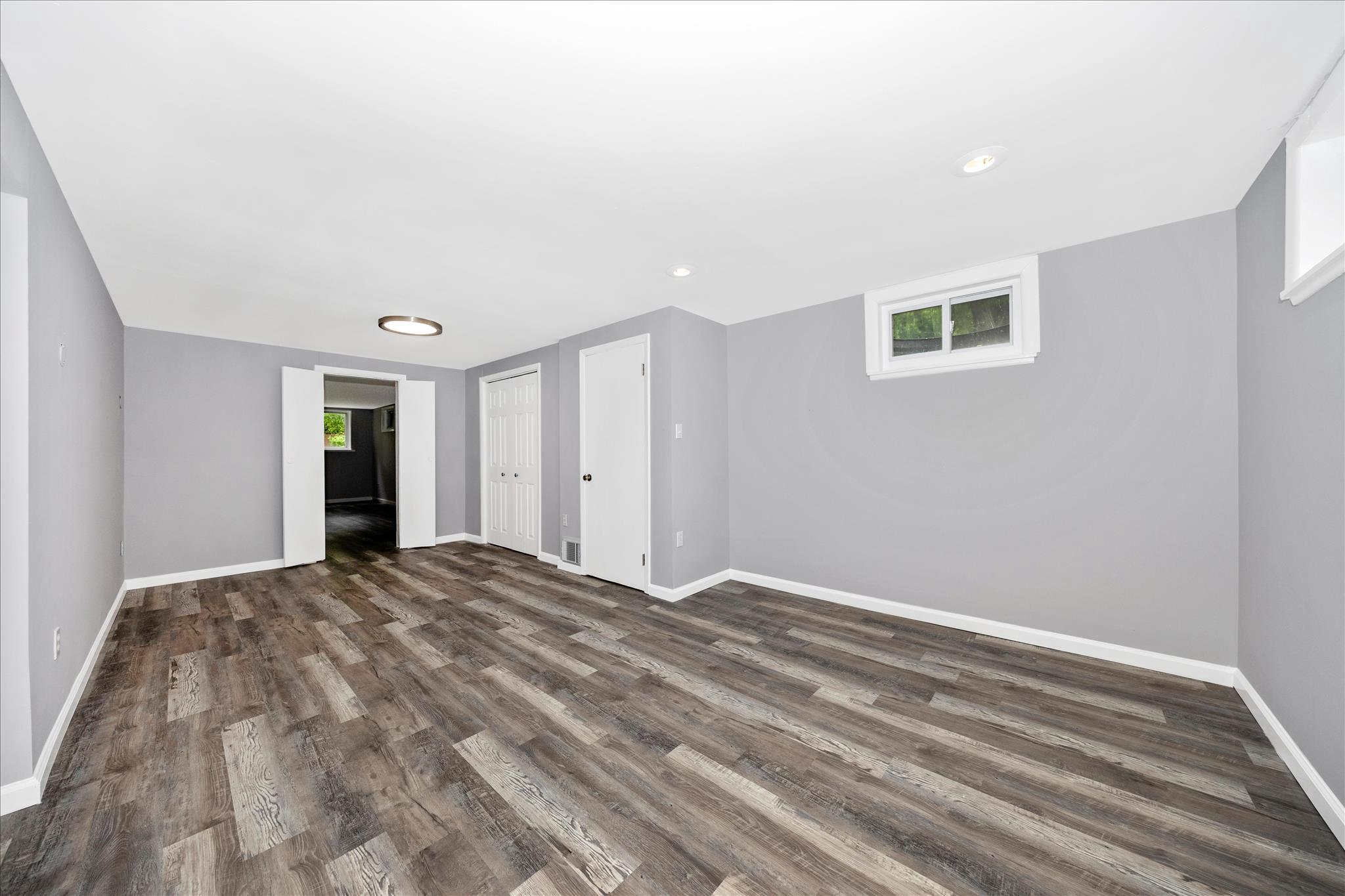 MEADOWBROOK ESTATES - Residential