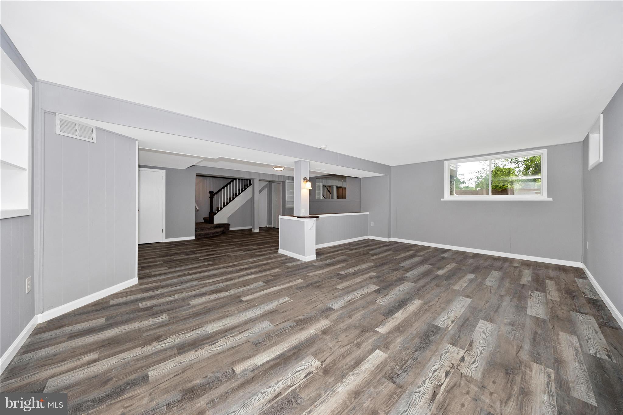 MEADOWBROOK ESTATES - Residential