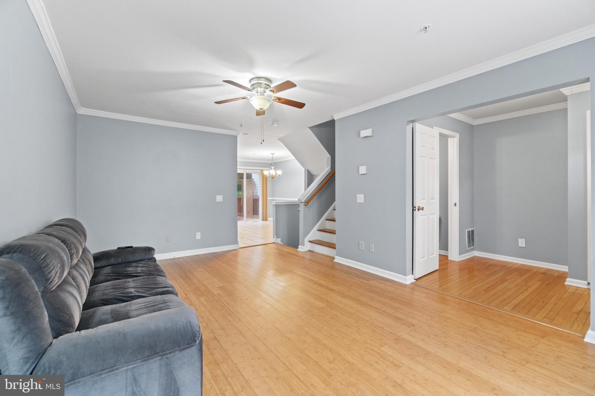 CLOVERLEAF COMMONS - Residential