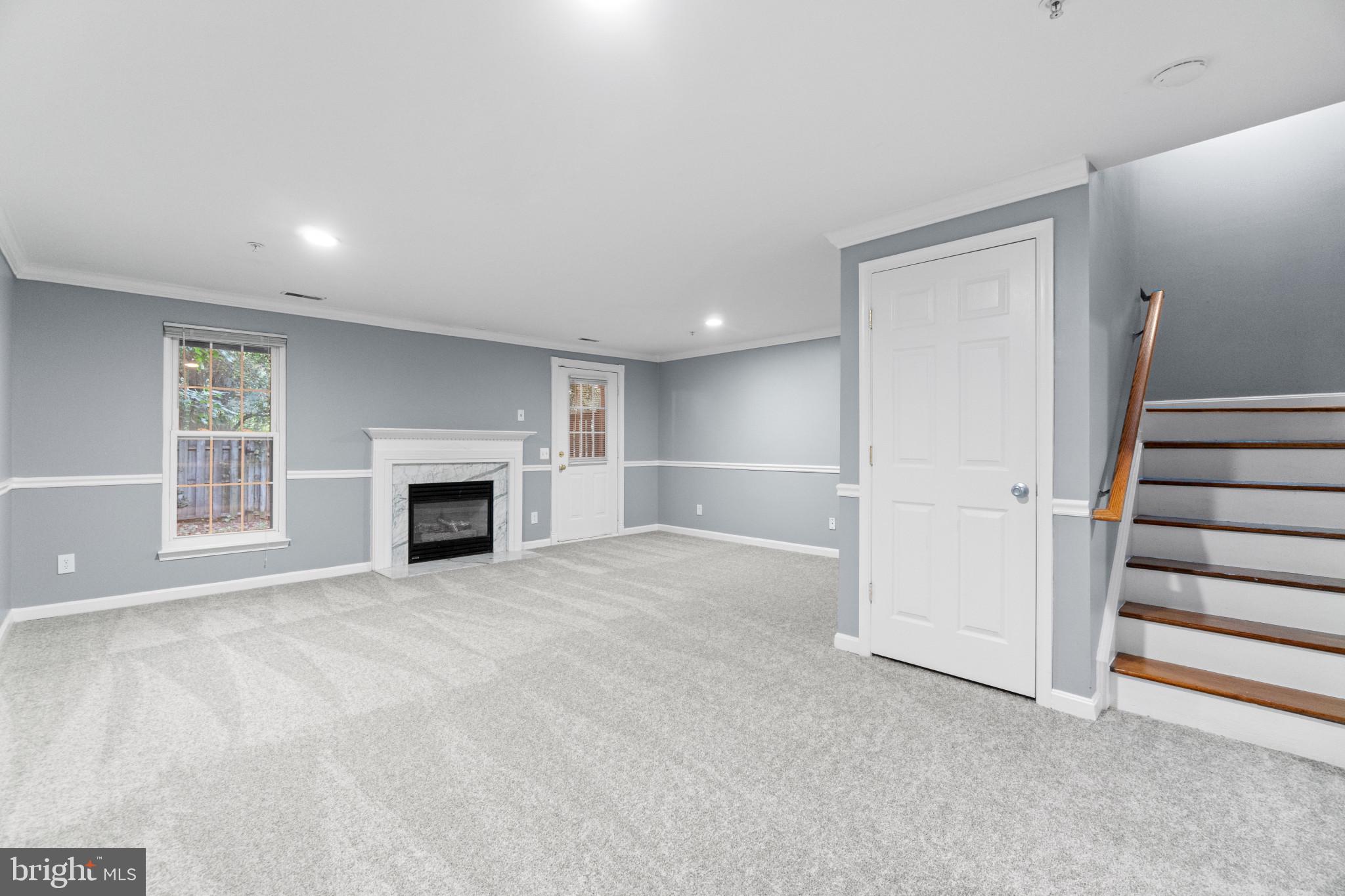 CLOVERLEAF COMMONS - Residential