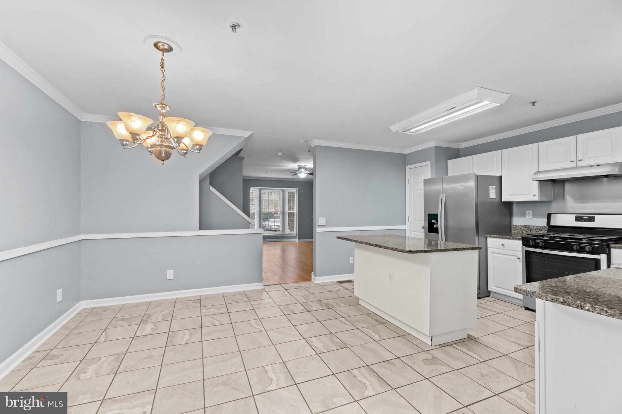 CLOVERLEAF COMMONS - Residential