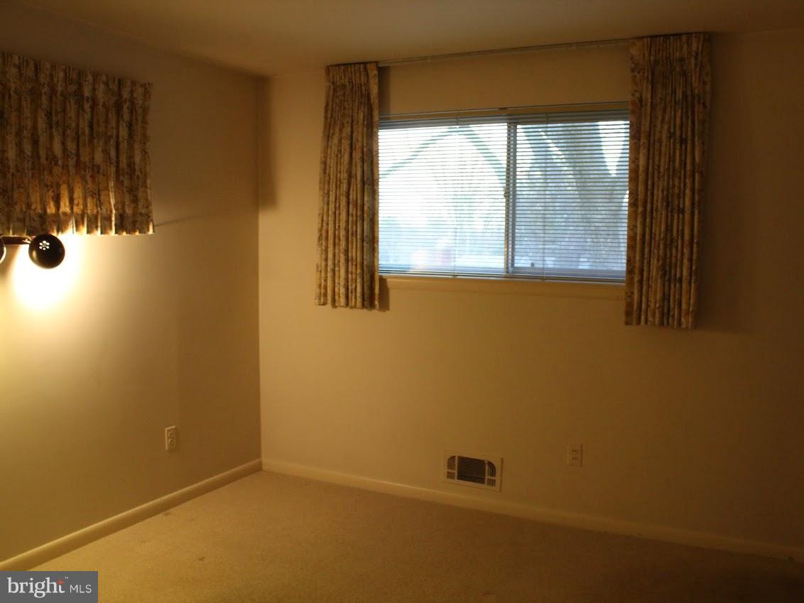 KEMP MILL ESTATES - Residential