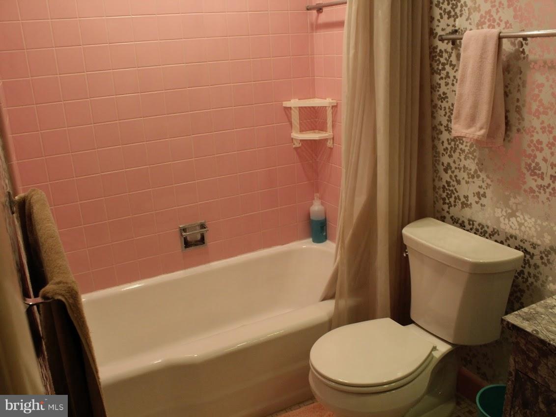 KEMP MILL ESTATES - Residential