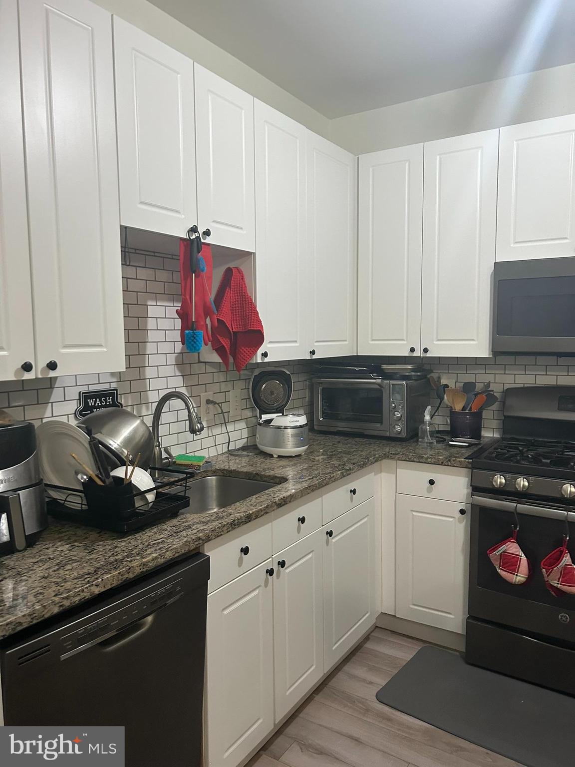 MARQUIS AT VIENNA STATION - Residential Lease