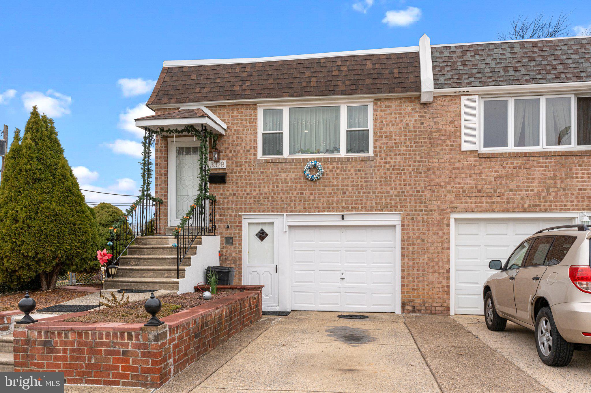 ACADEMY GARDENS - Residential