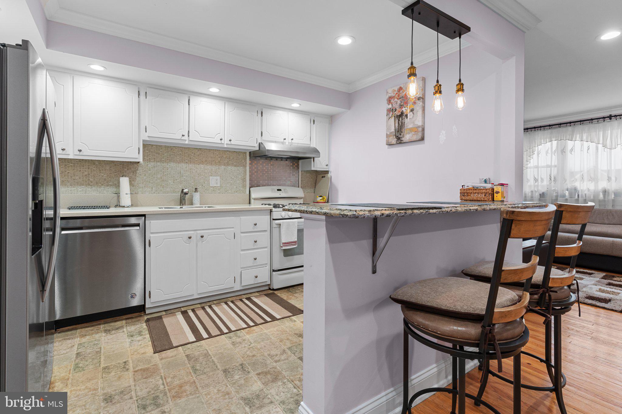 ACADEMY GARDENS - Residential